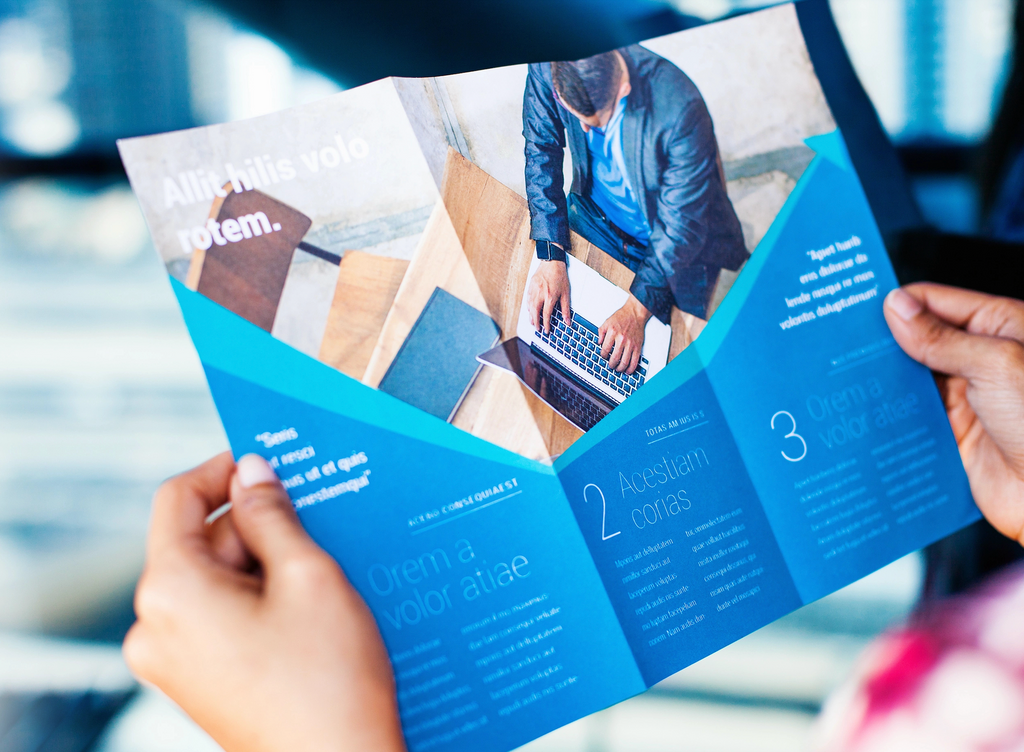 PROFESSIONAL BROCHURE PRINTING - Pullupstand.com Pte Ltd