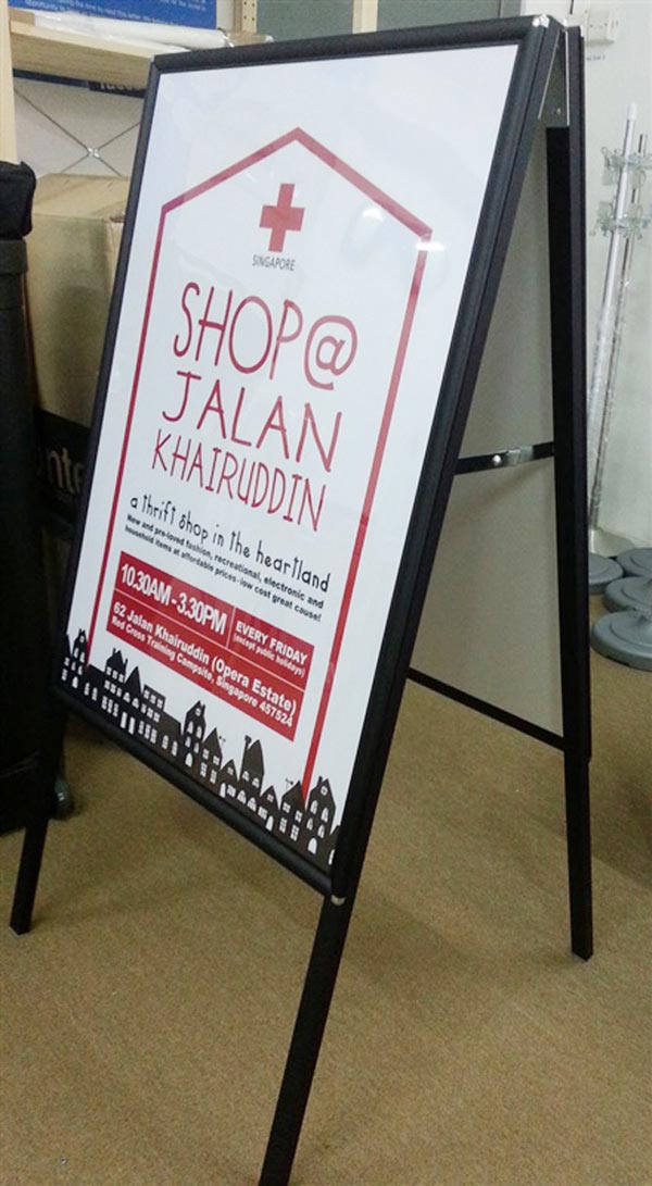 A-FRAME POSTER STAND - Pullupstand.com Pte Ltd