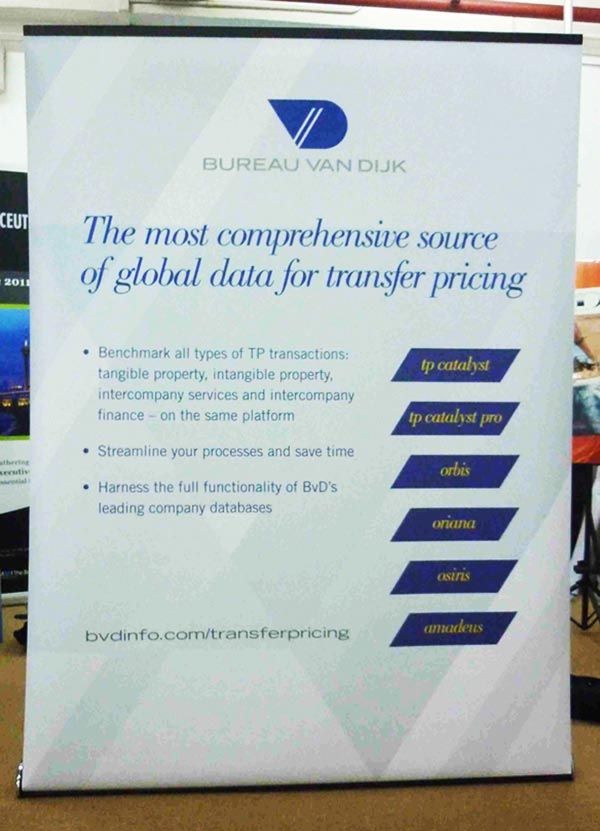 DELUXE PULL-UP BANNER STAND SERIES - Pullupstand.com Pte Ltd